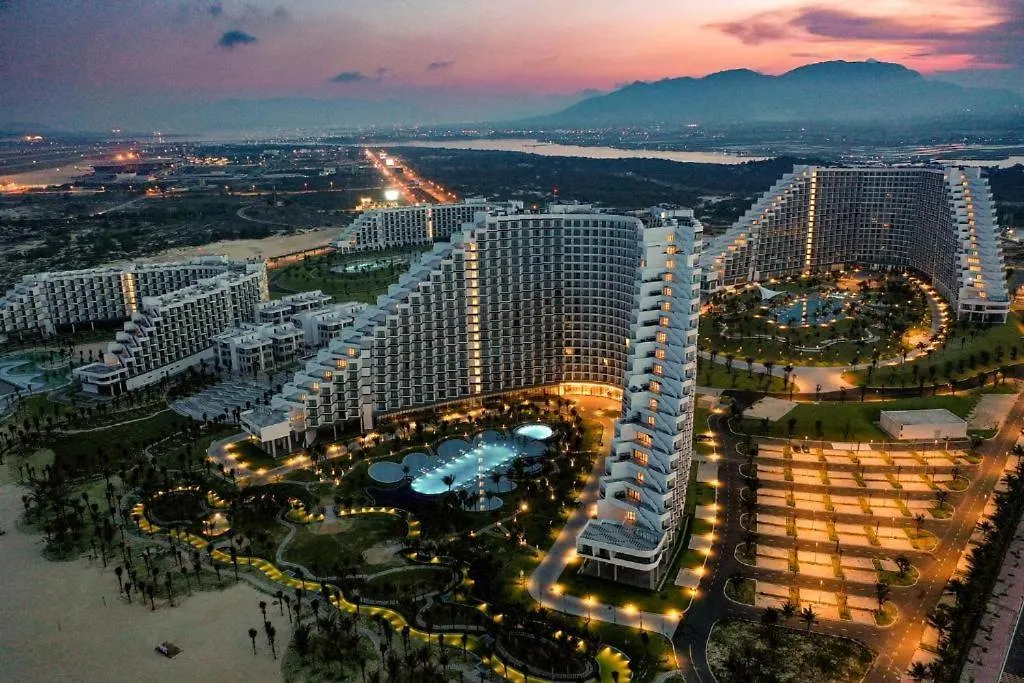 Resort Artra Resort- Near Cam Ranh Airport